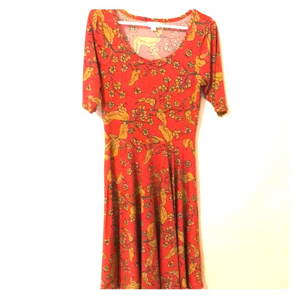 Lularoe Nicole medium